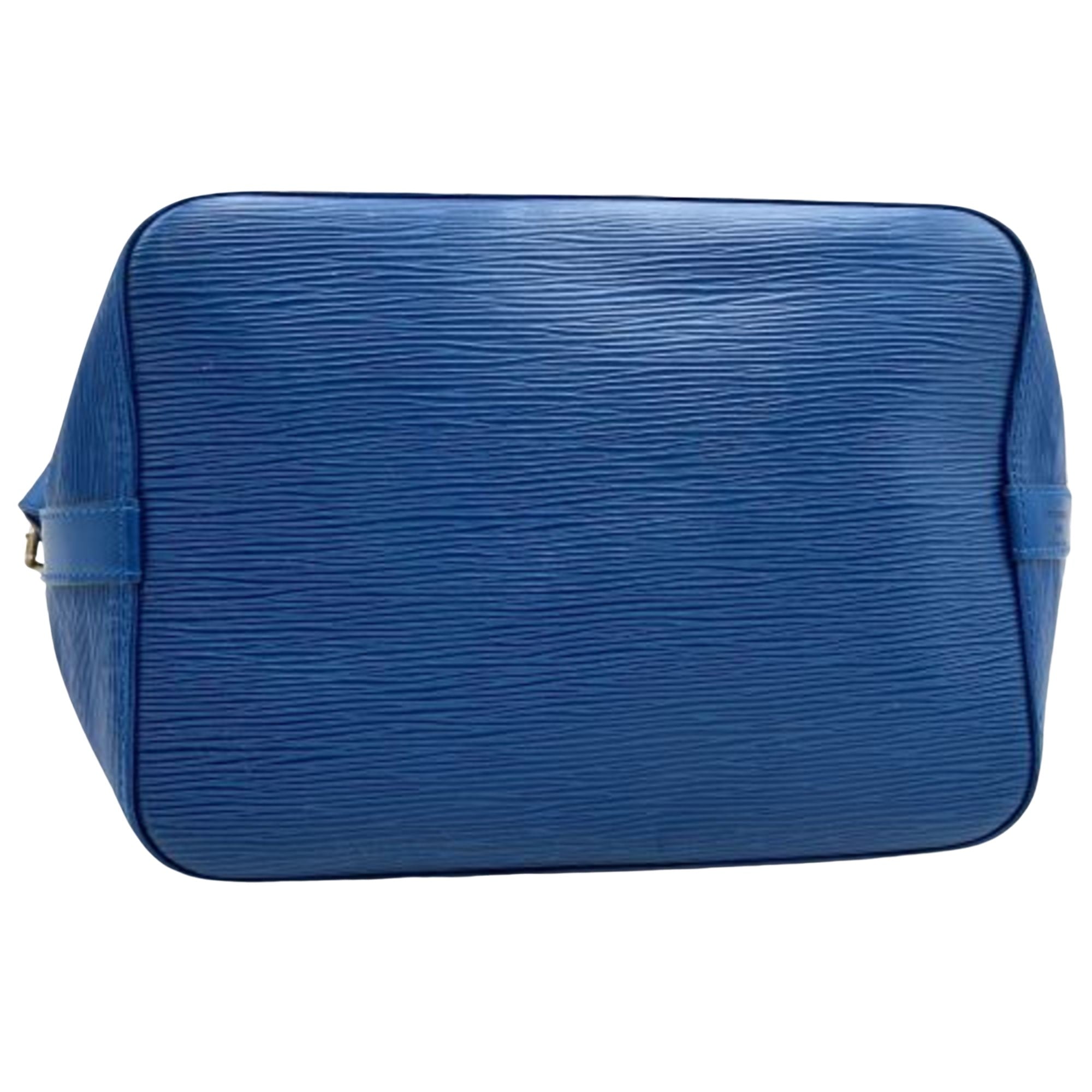 Louis Vuitton Petit Noé  Leather Shoulder Bag ()