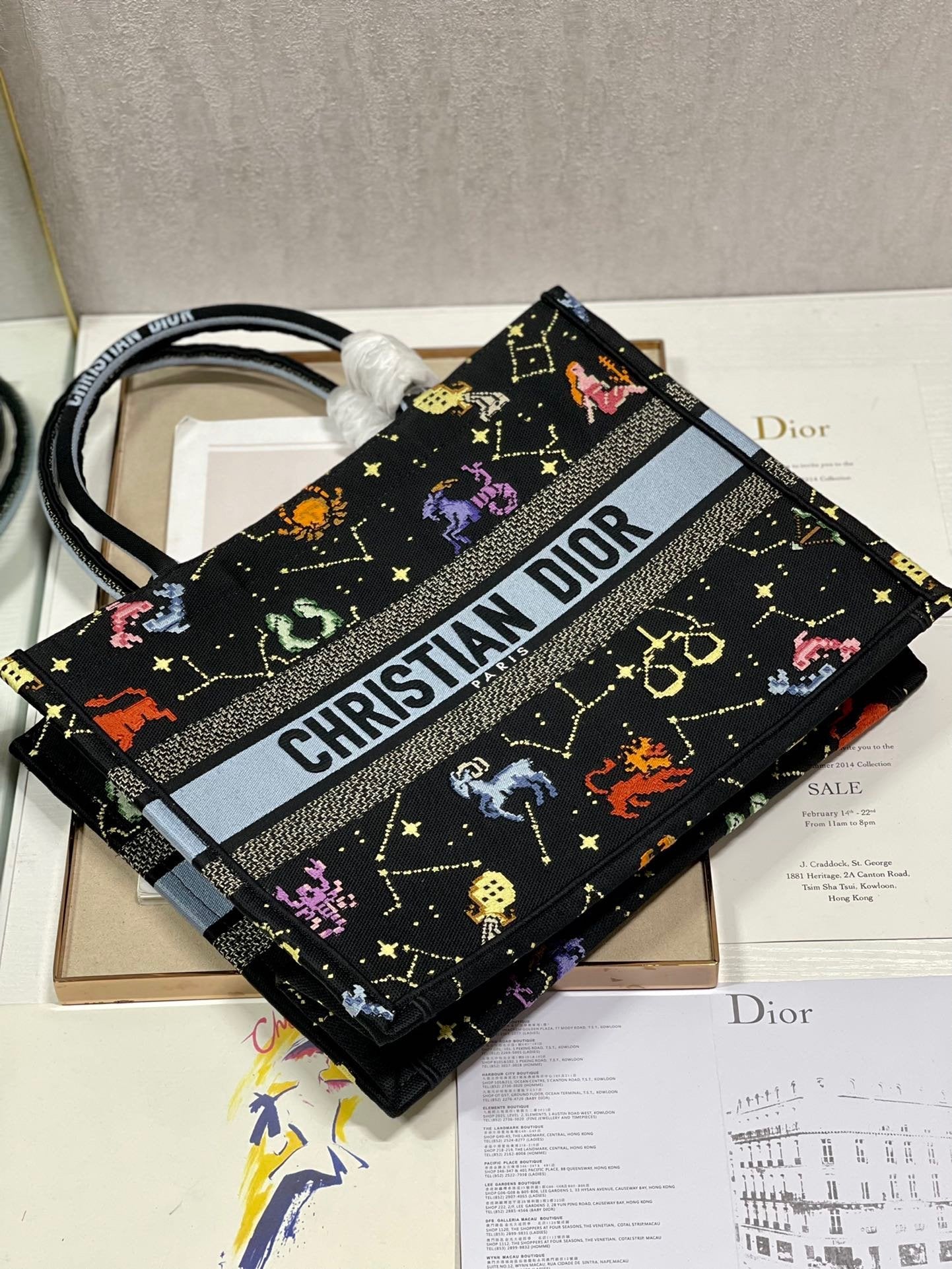 GLAMI MeGLAMIum Book Tote Black Multicolor, For Women, WomenÃ¢â‚¬â„¢s Handbags 14in/36cm CD M1296ZRTY_M911
