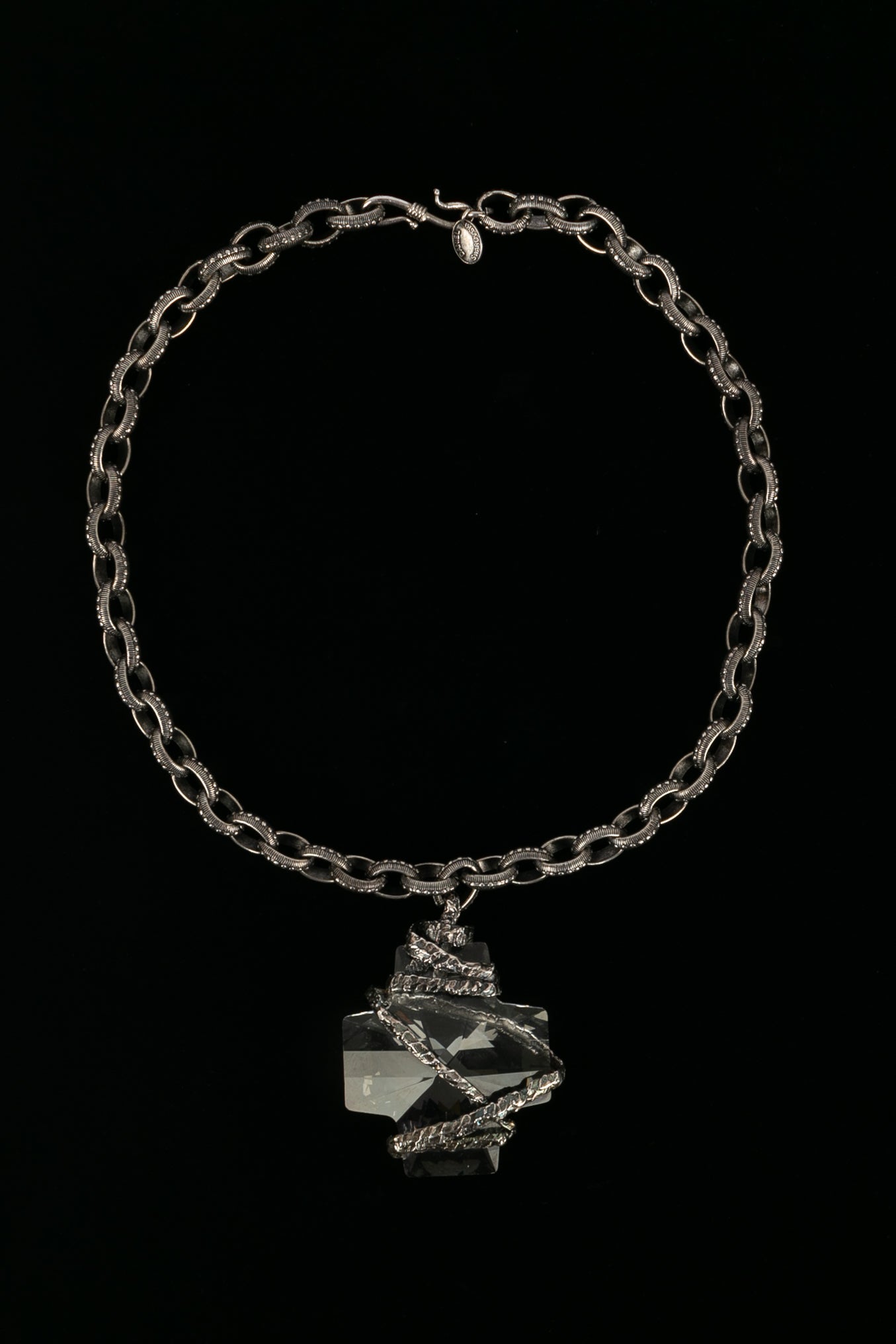 Collier croix Swarovski