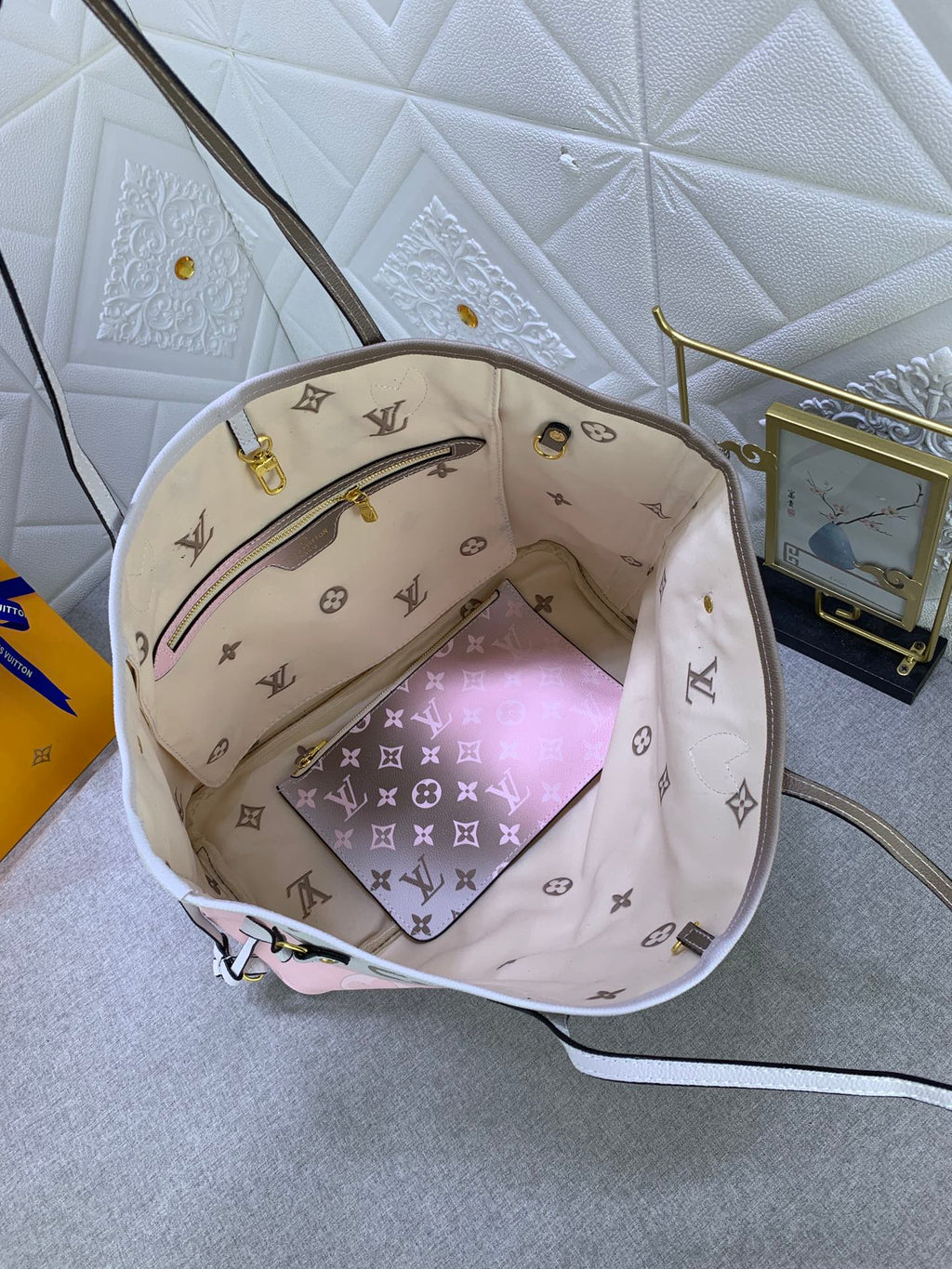 EN - New Bag LUV 650