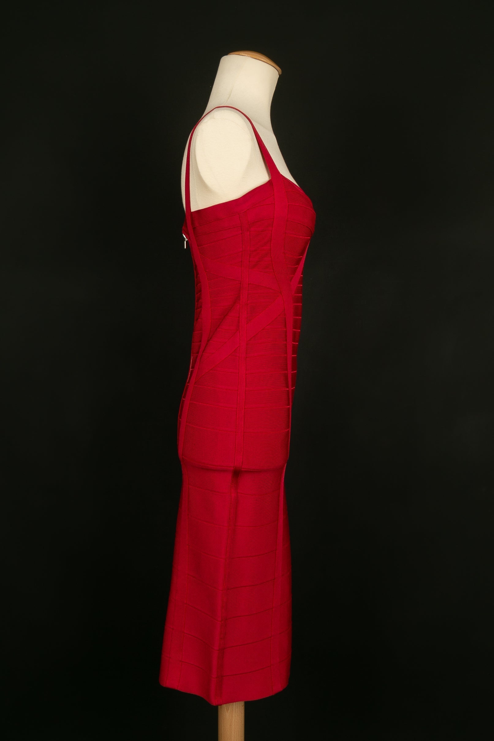 Robe rouge HervÃƒÆ’Ã‚Â© LÃƒÆ’Ã‚Â©ger