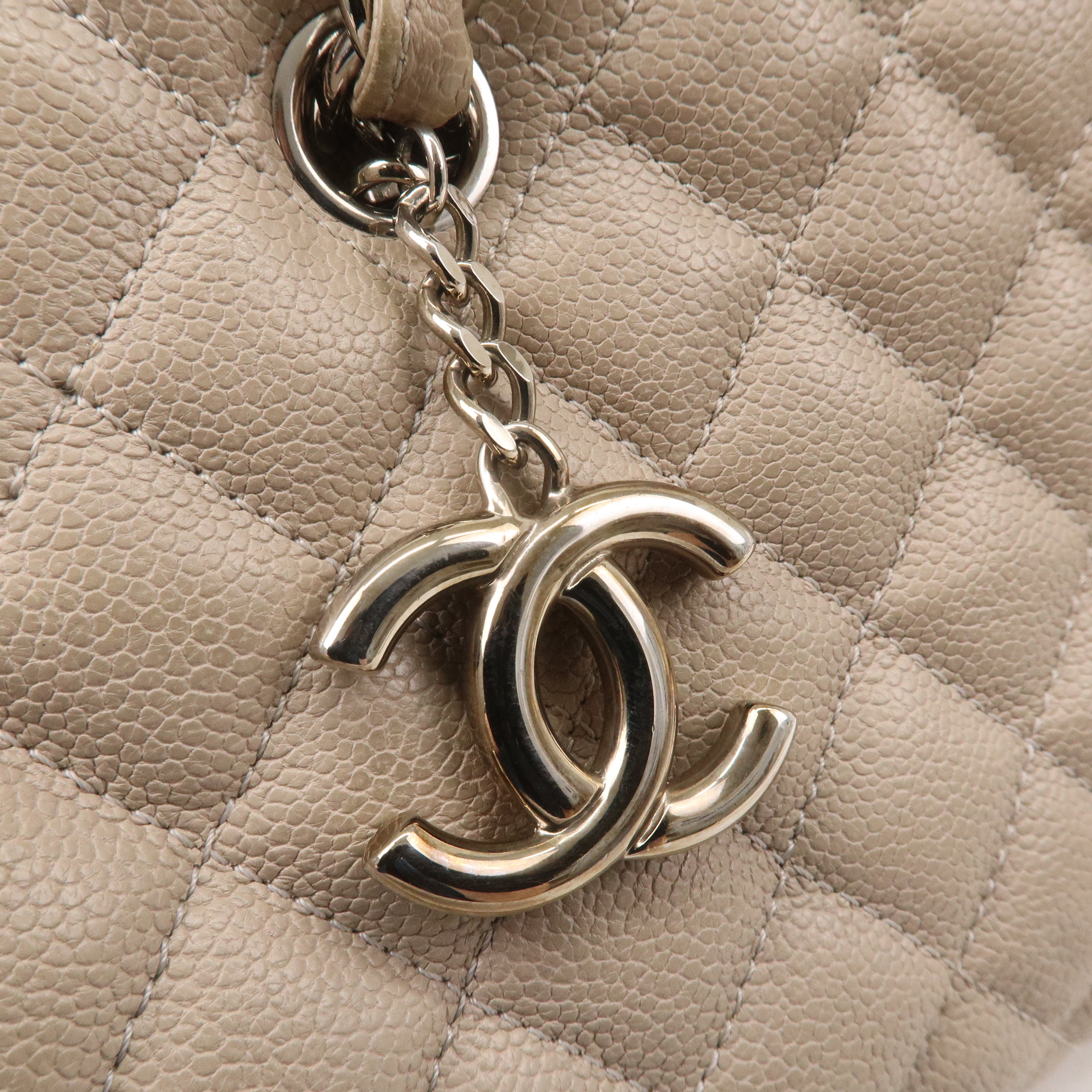 CHANEL Matelasse Mademoiselle Caviar Skin Chain Hand Bag A50556