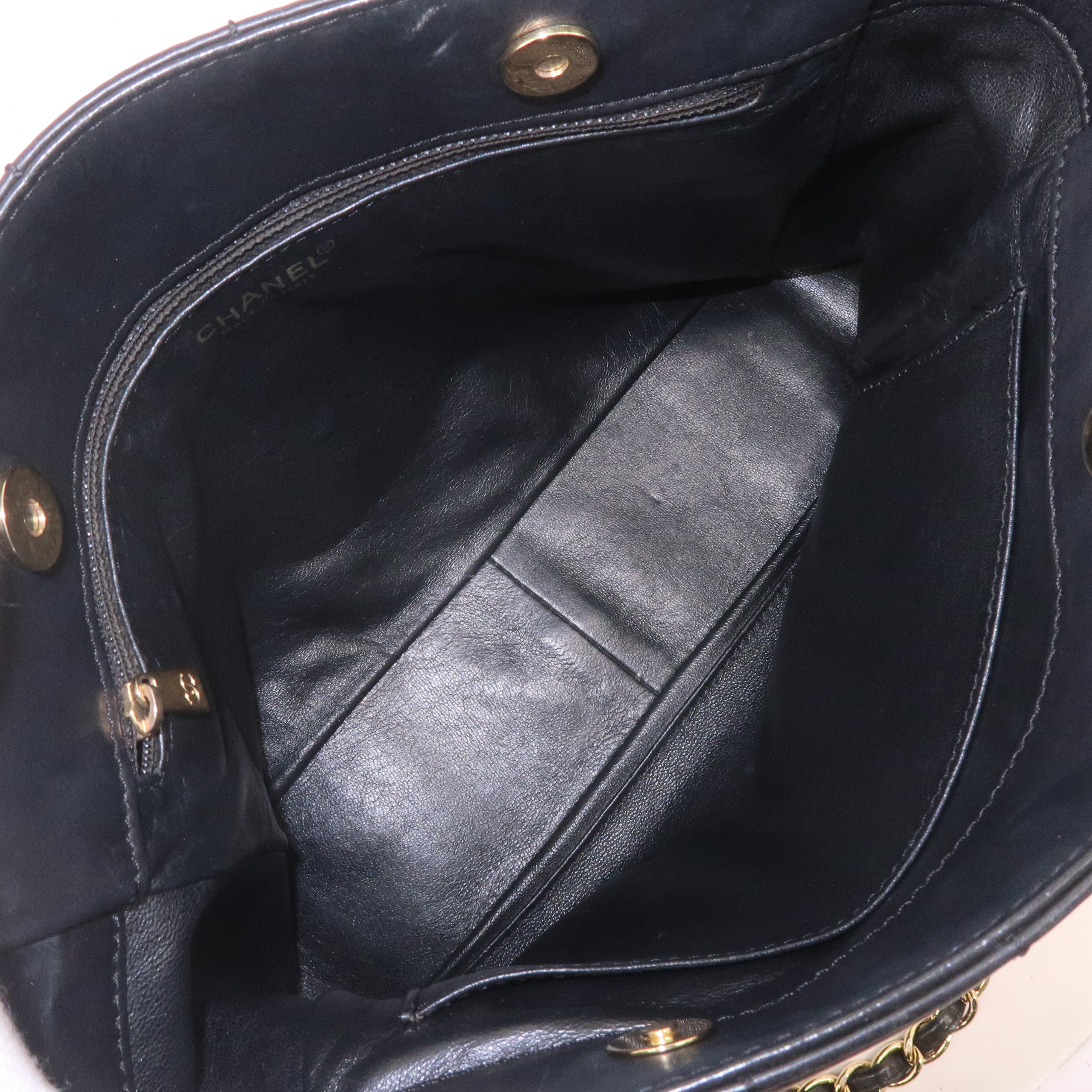 CHANEL Chocolate Bar Lamb Skin Chain Tote Bag Black A17859