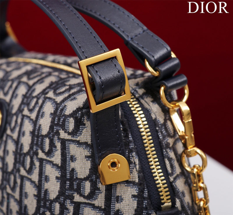 ELE - Dir Bags - 1711