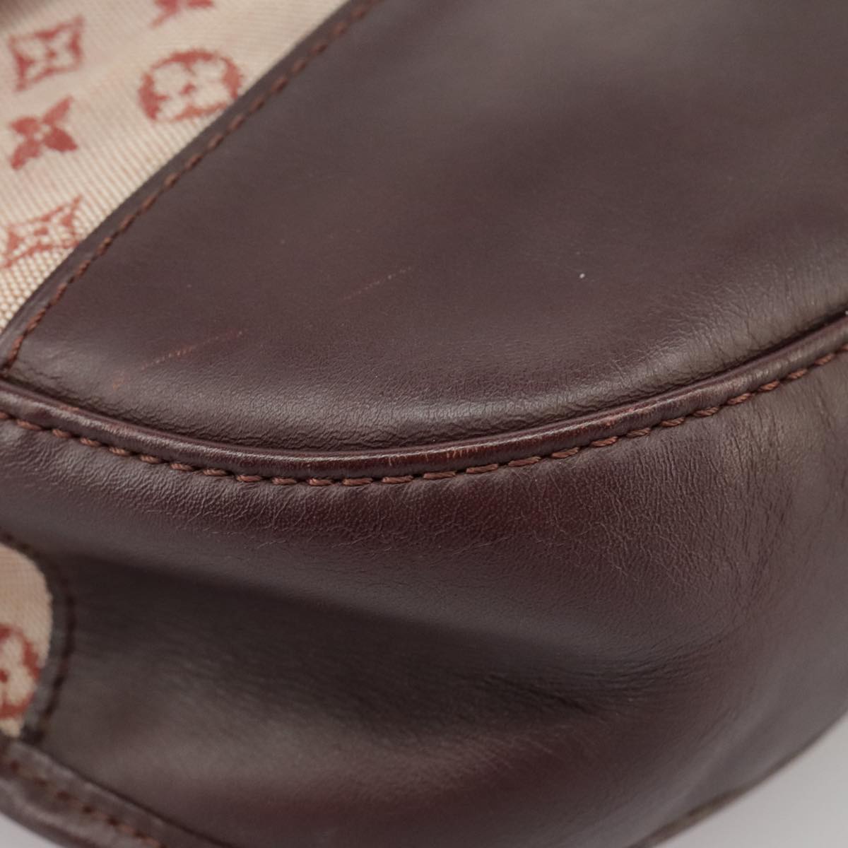 Pochette Crosbody M95212