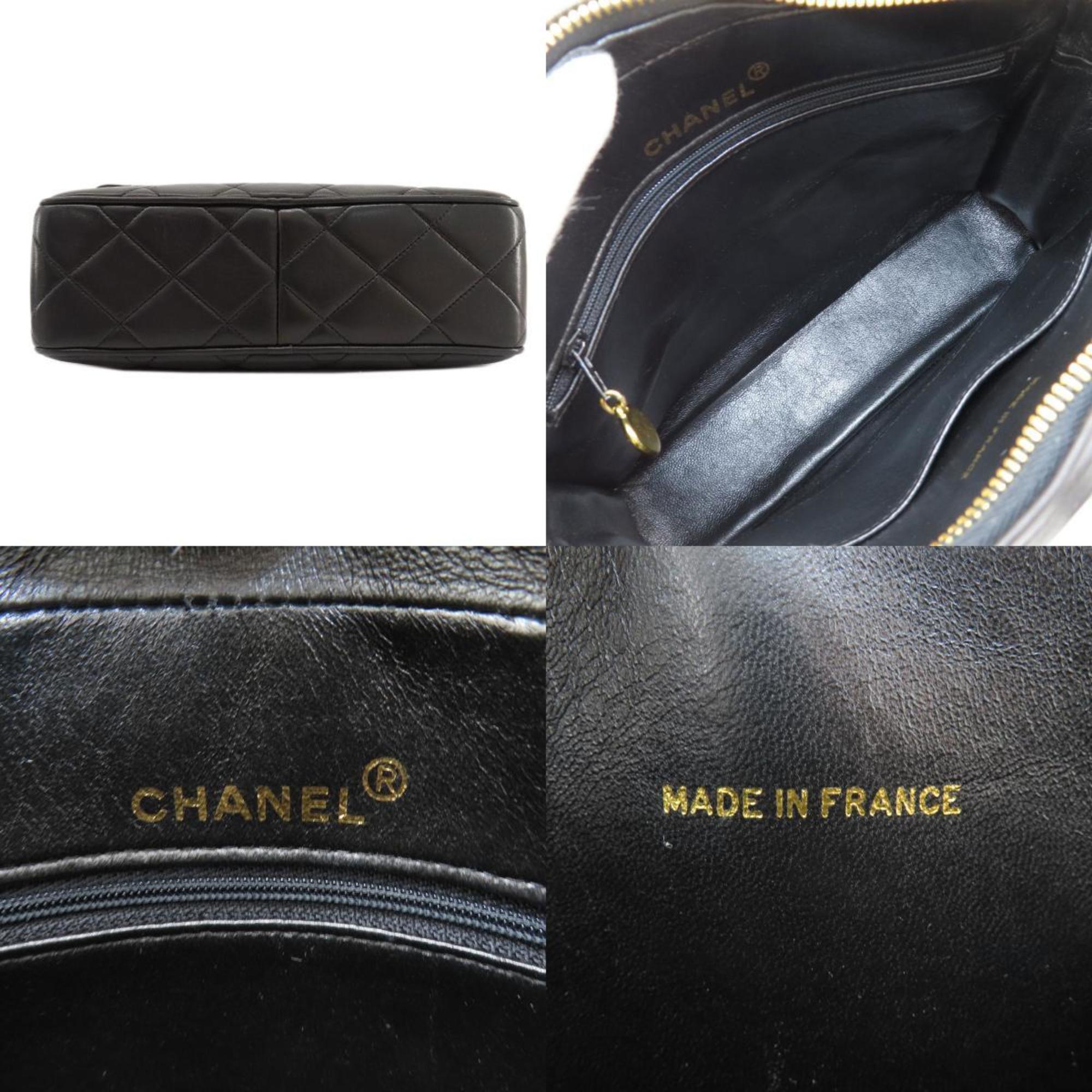 Chanel Classic Quilted Leather Shoulder Bag