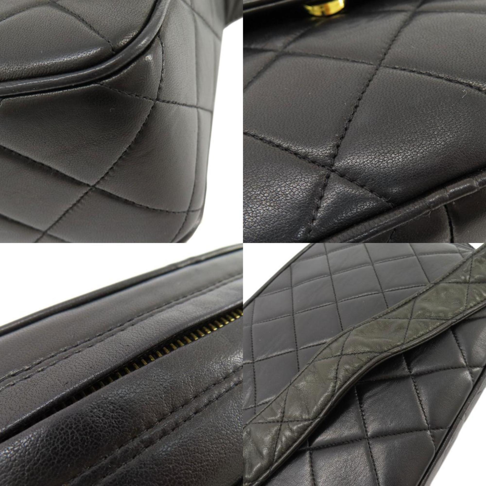 Chanel Classic Quilted Leather Shoulder Bag