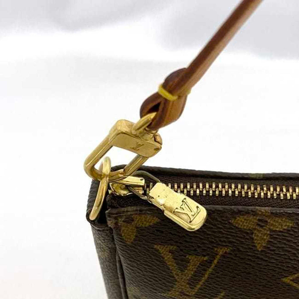 Pochette Flicie Monogram Clutch