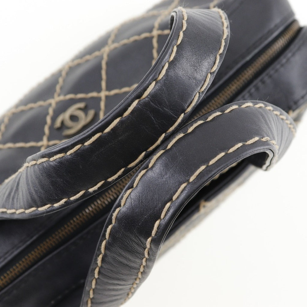 Chanel Classic Quilted Handbag Diamond Stitch