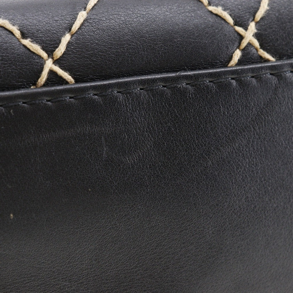 Chanel Classic Quilted Handbag Diamond Stitch