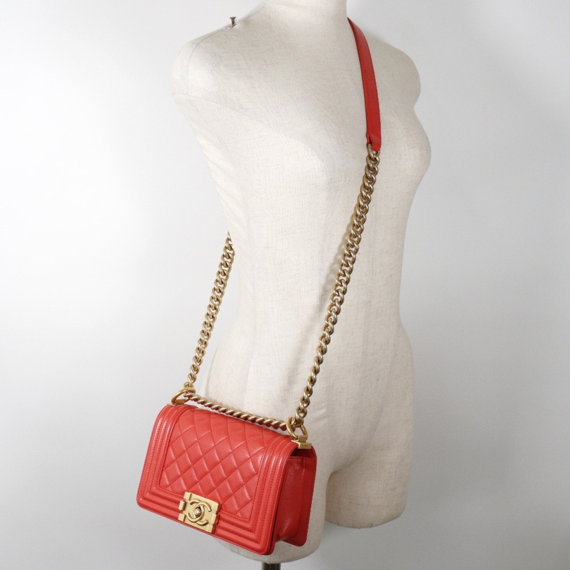 Chanel Mini Chain Bag Boy Chanel Style