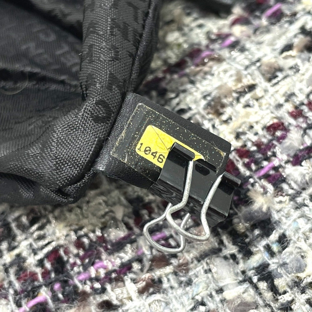 Chanel Tweed Chain Bag Model Tweed