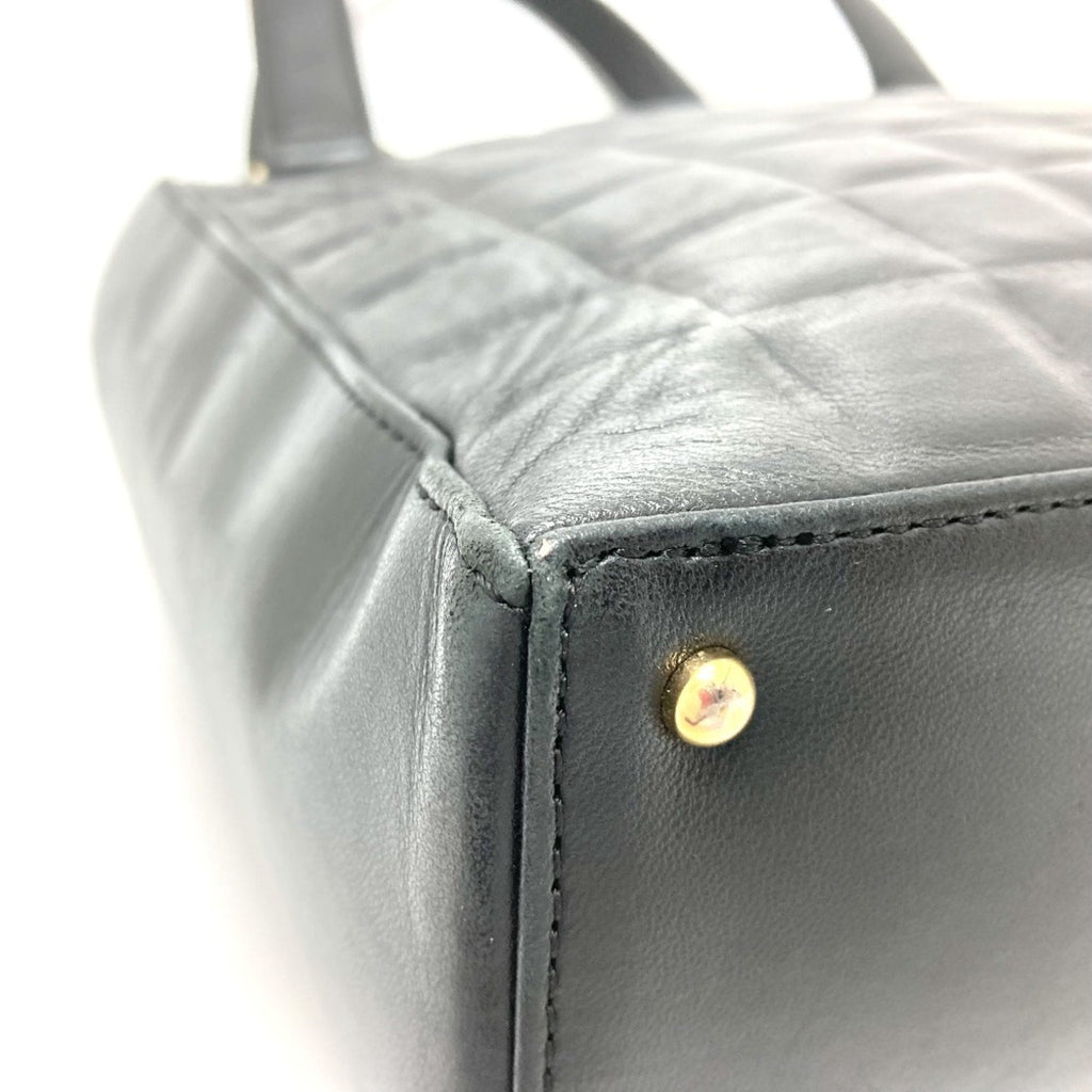 Chanel Quilted Tote Bag Classic Style