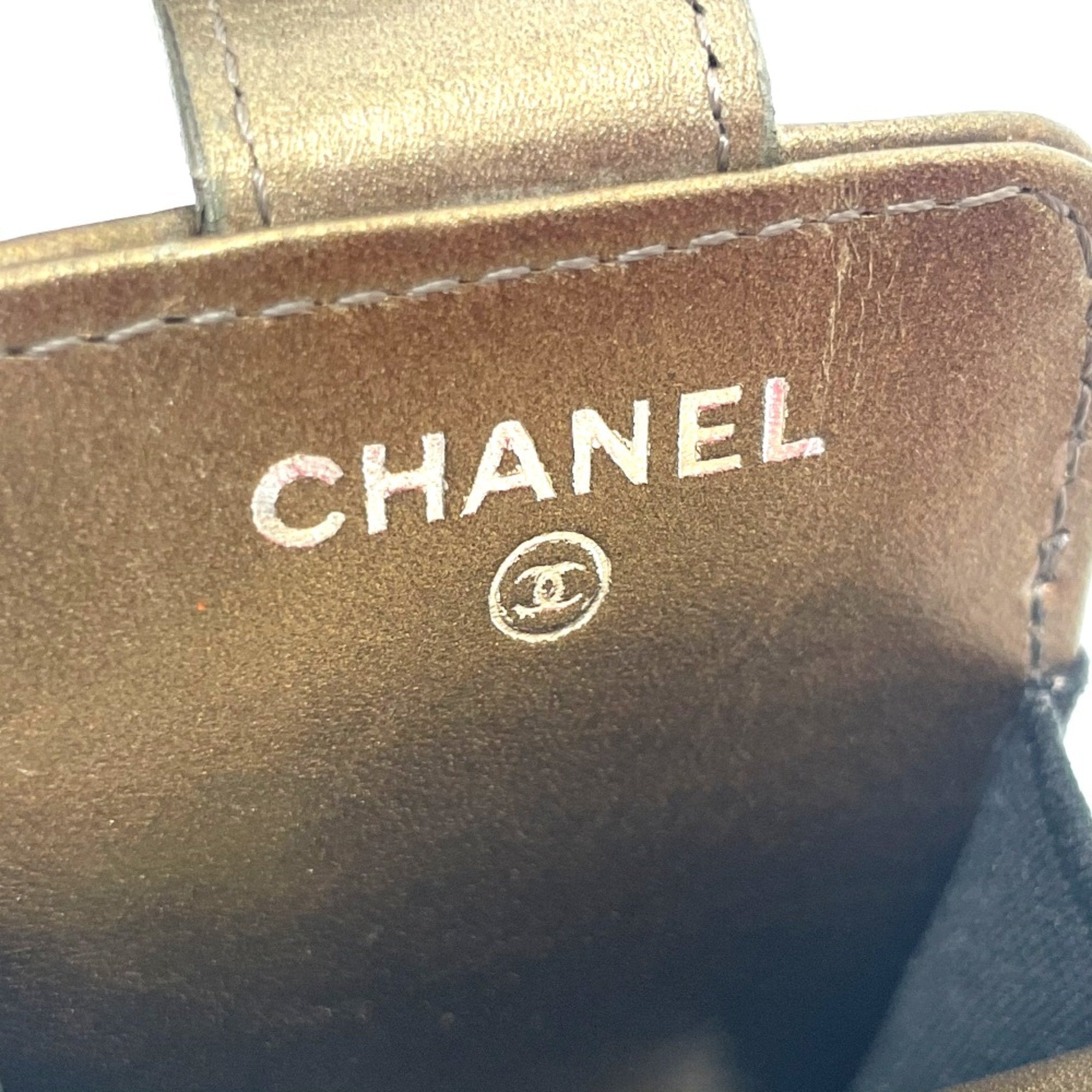 Chanel Chanelinspired quilted shoulder bag
