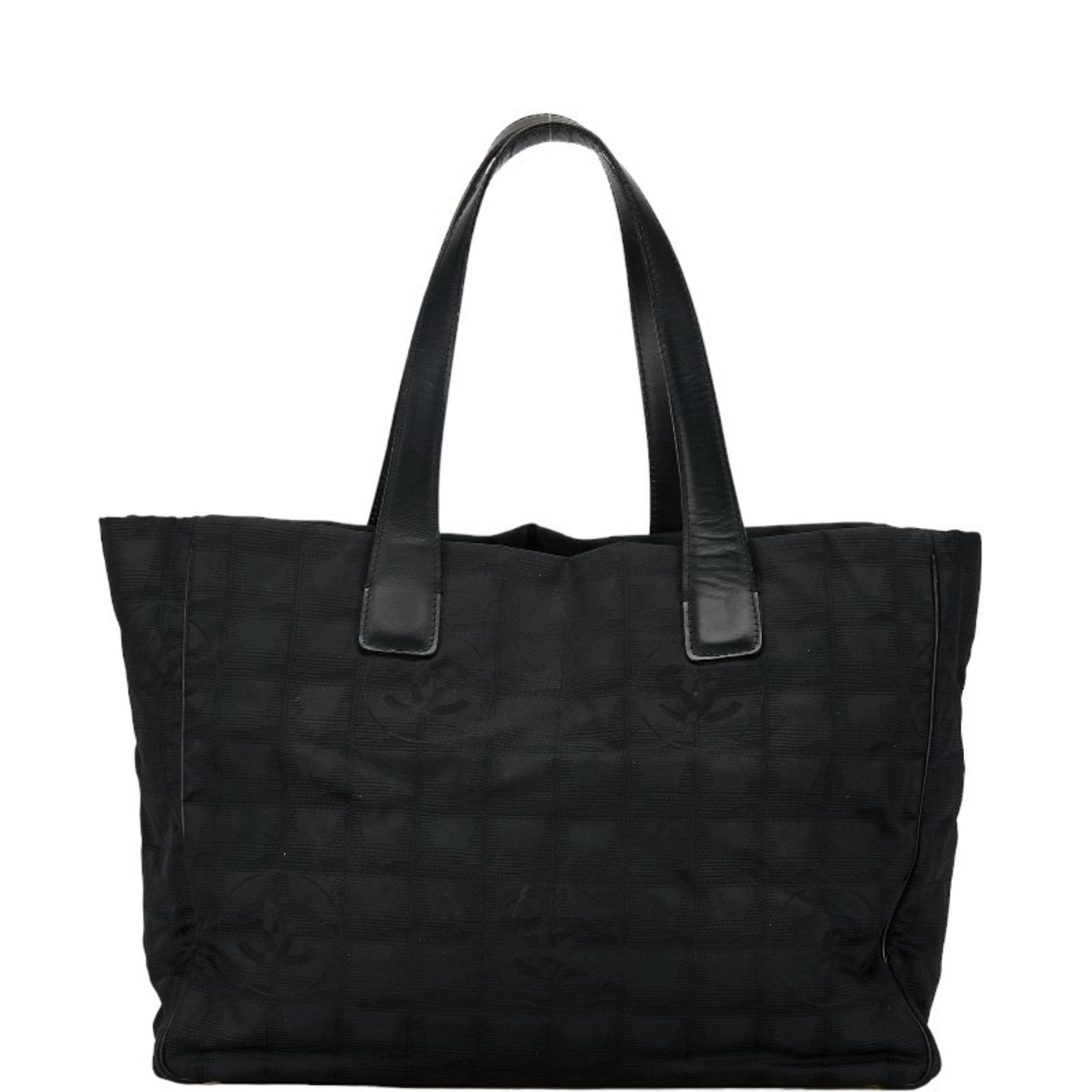 Chanel Quilted Tote Bag Model Black Tote