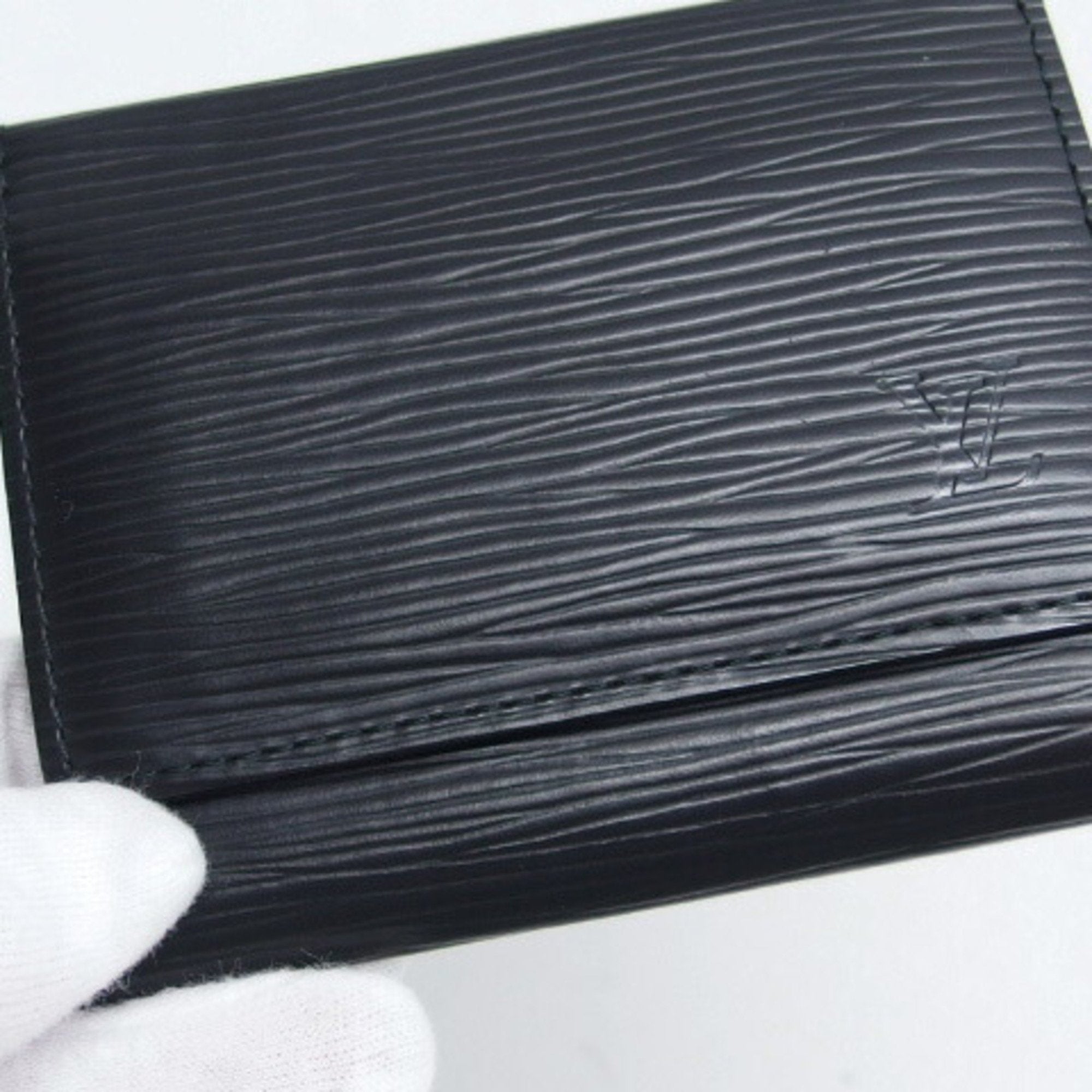 Epi Leather Zippy Wallet