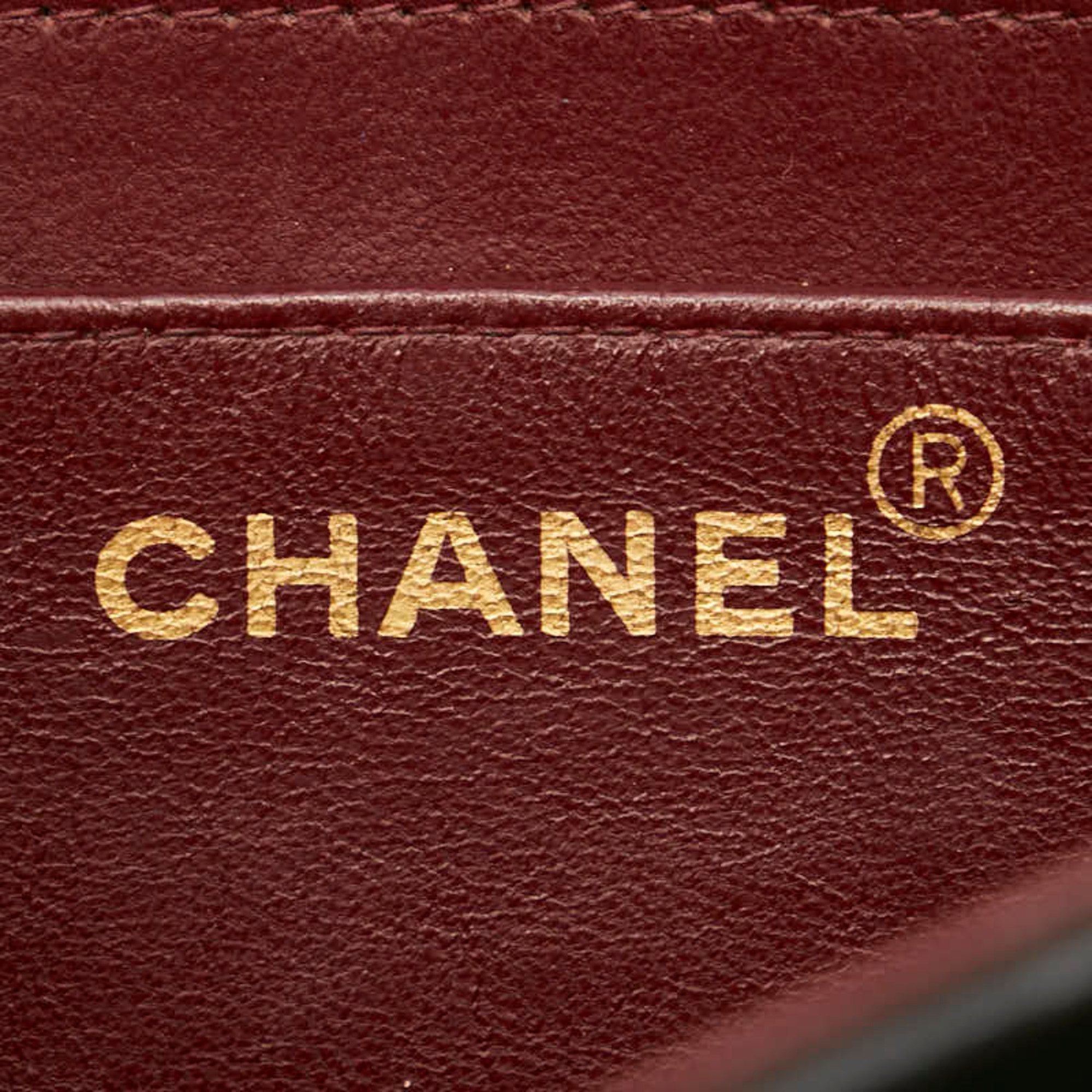Chanel Classic Jumbo Double Flap Shoulder Bag