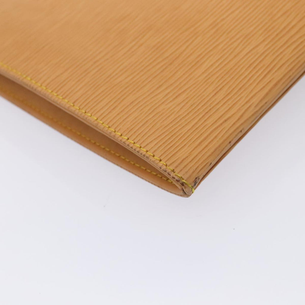 Epi Leather Clutch Dring Closure