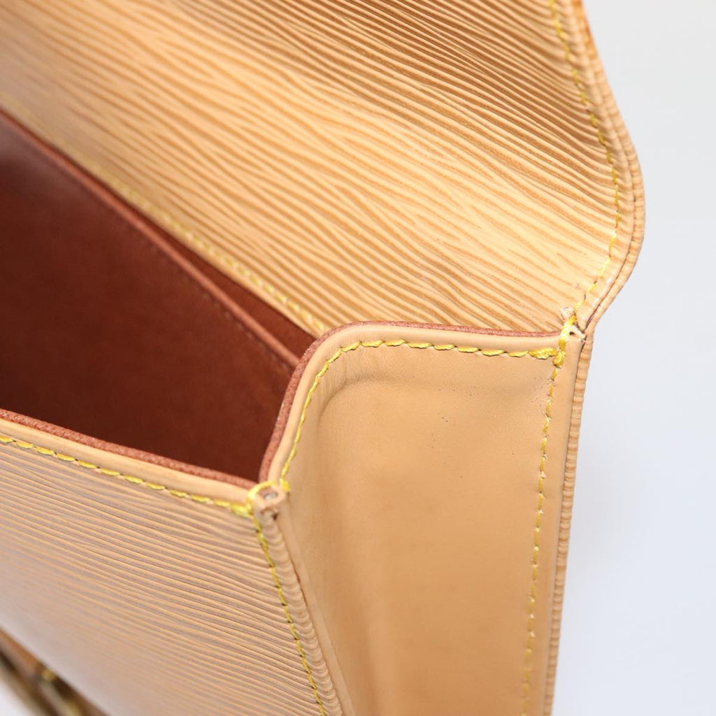 Epi Leather Clutch Dring Closure