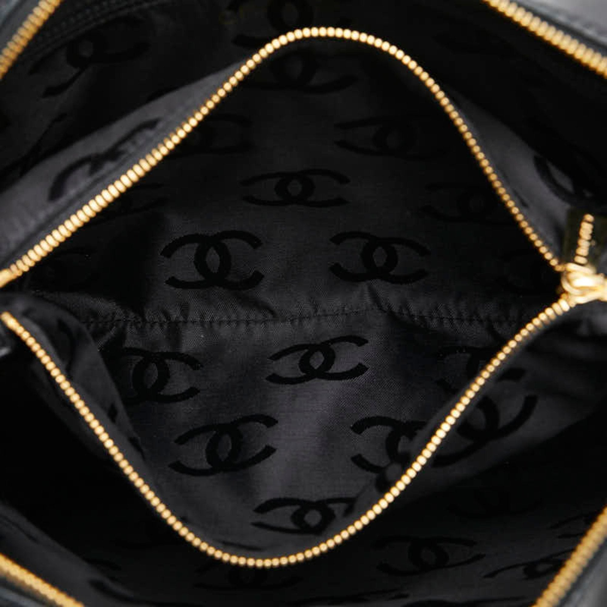 Chanel Chanel Chevron Quilted Shoulder Bag