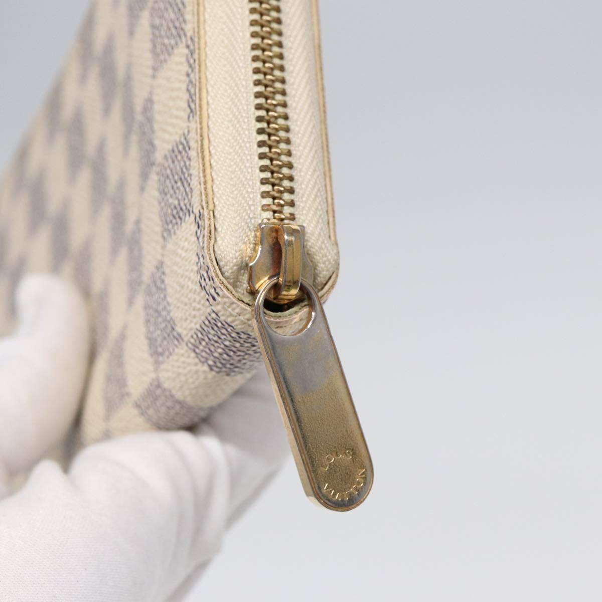 Zip Around Wallet Damier Azur