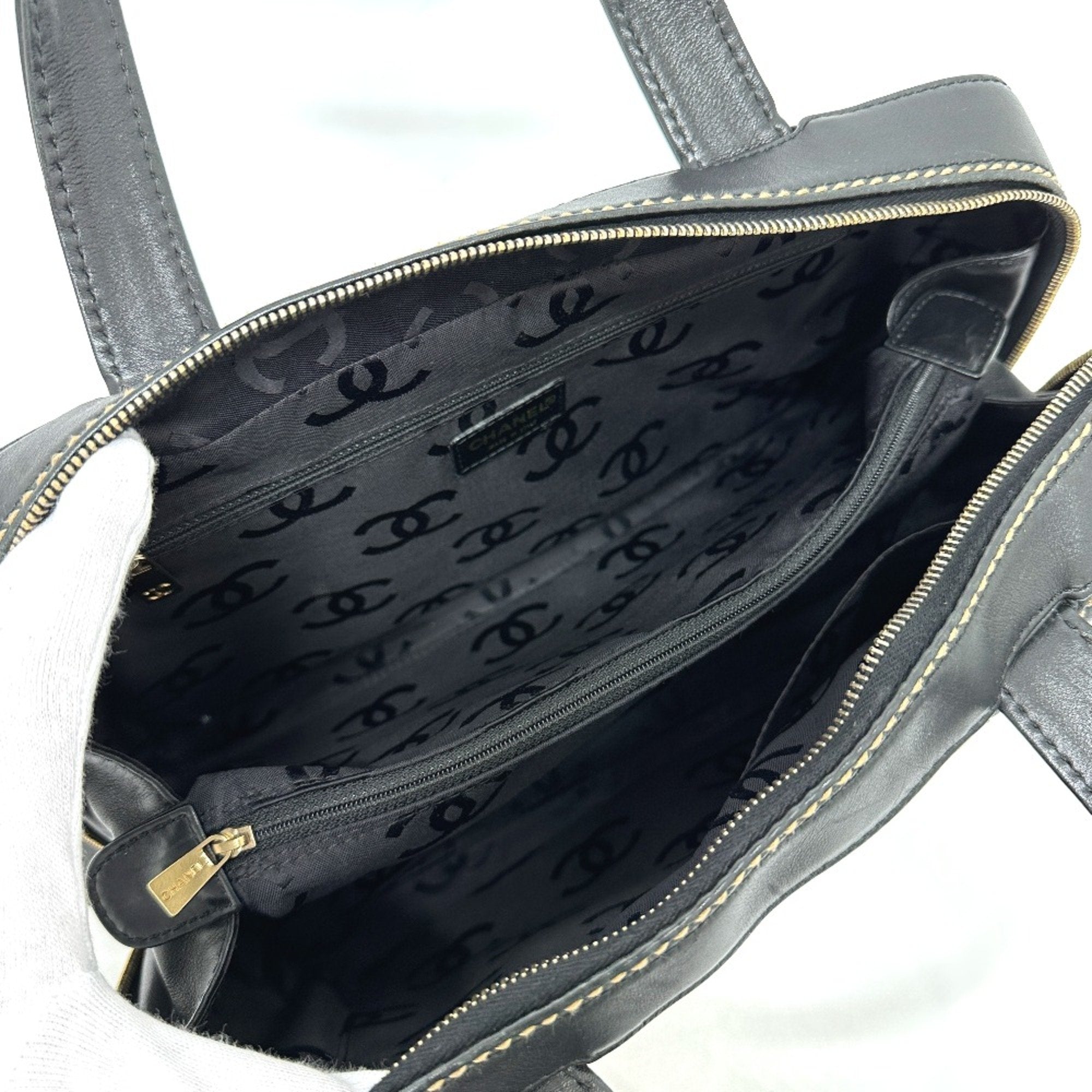 Chanel Quilted Leather Handbag Diamond Style