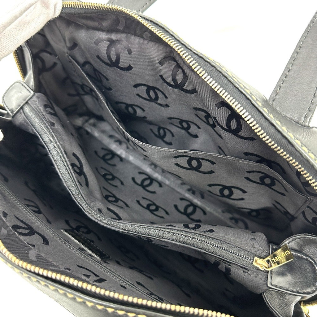 Chanel Quilted Leather Handbag Diamond Style