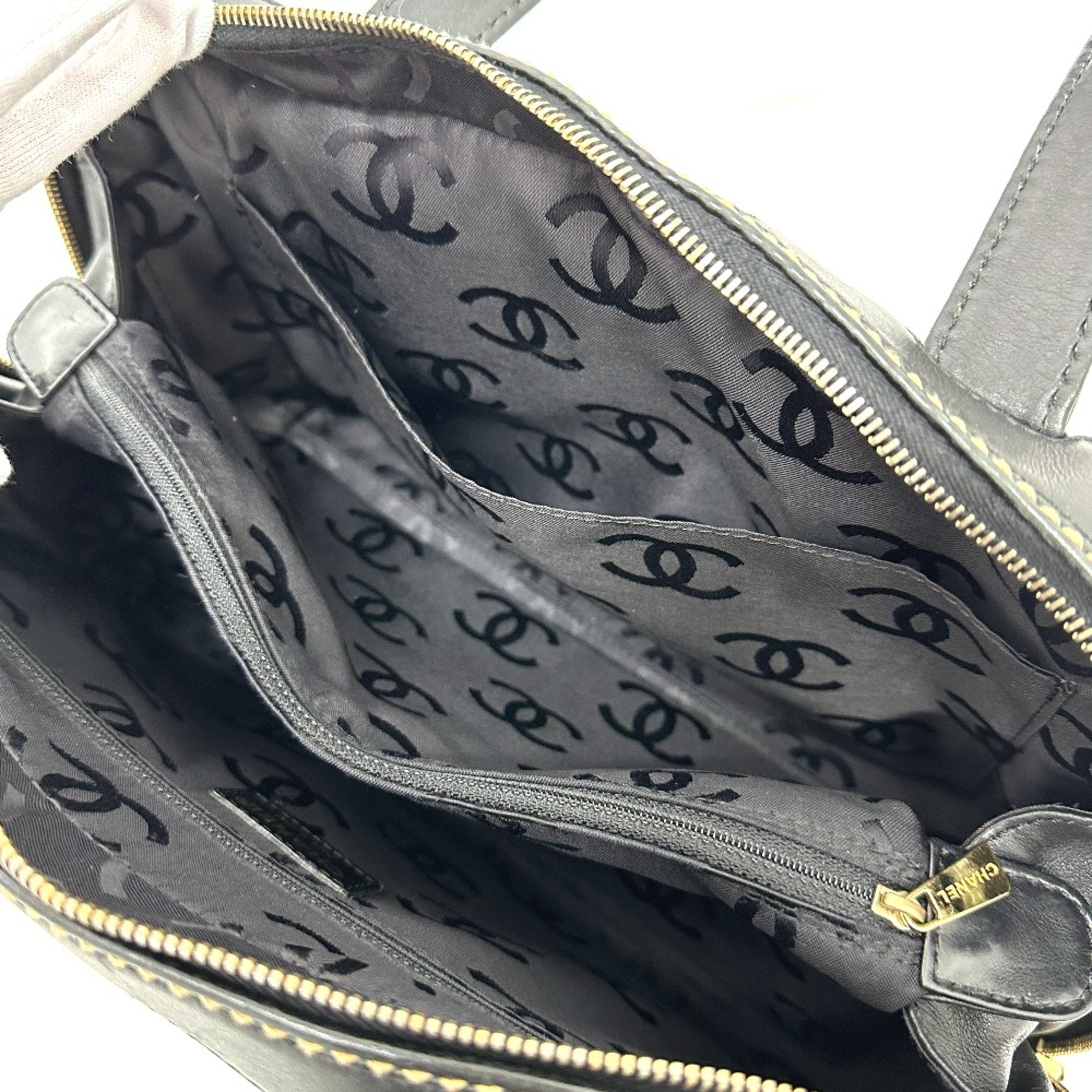 Chanel Quilted Leather Handbag Diamond Style