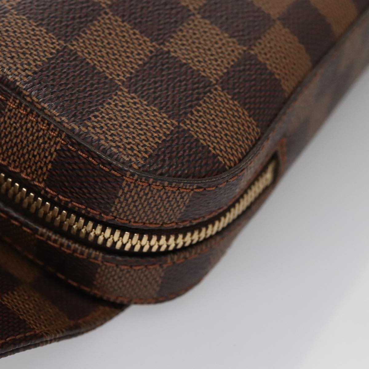 Damier Azur Hip Belt Bag  N40255 Model