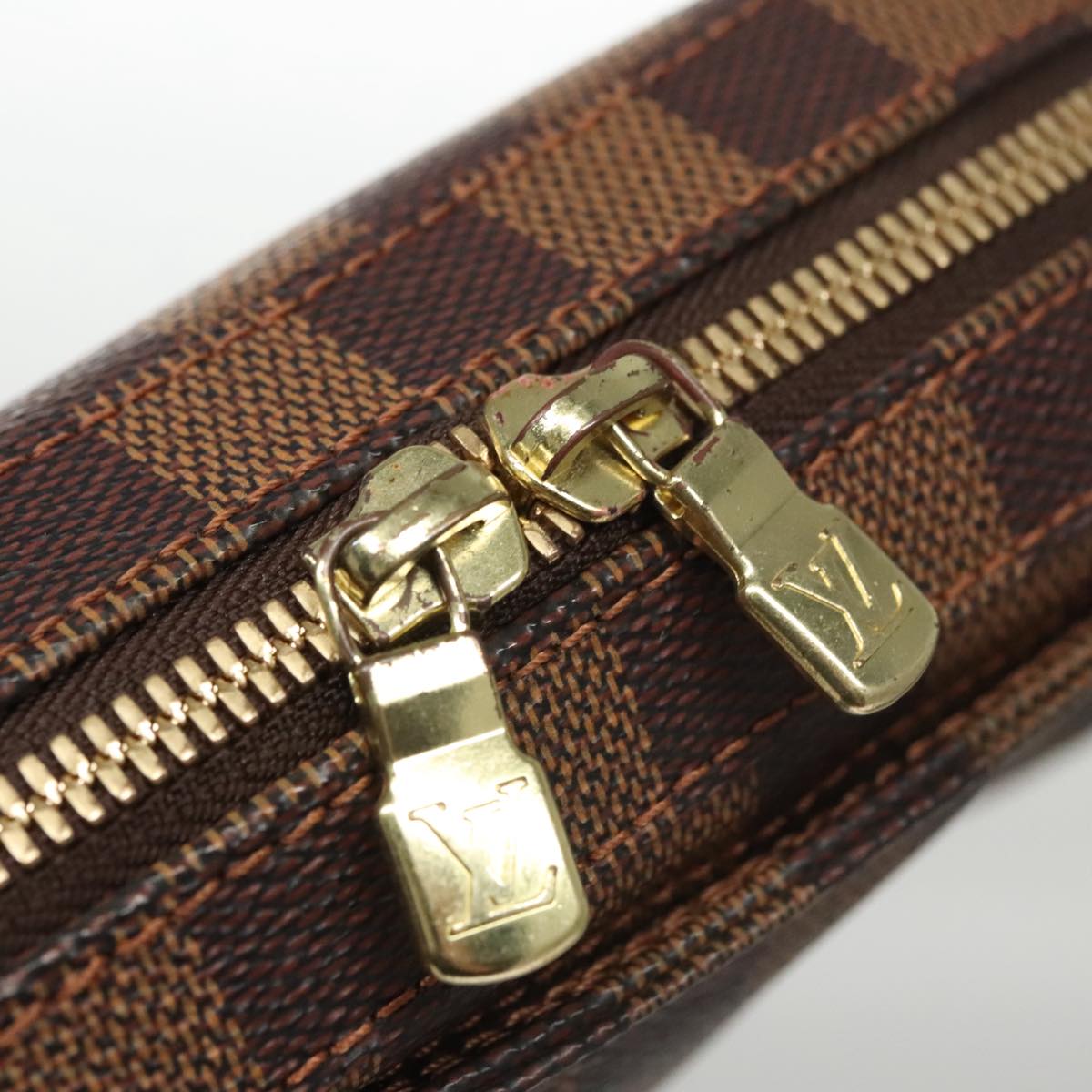 Damier Azur Hip Belt Bag  N40255 Model