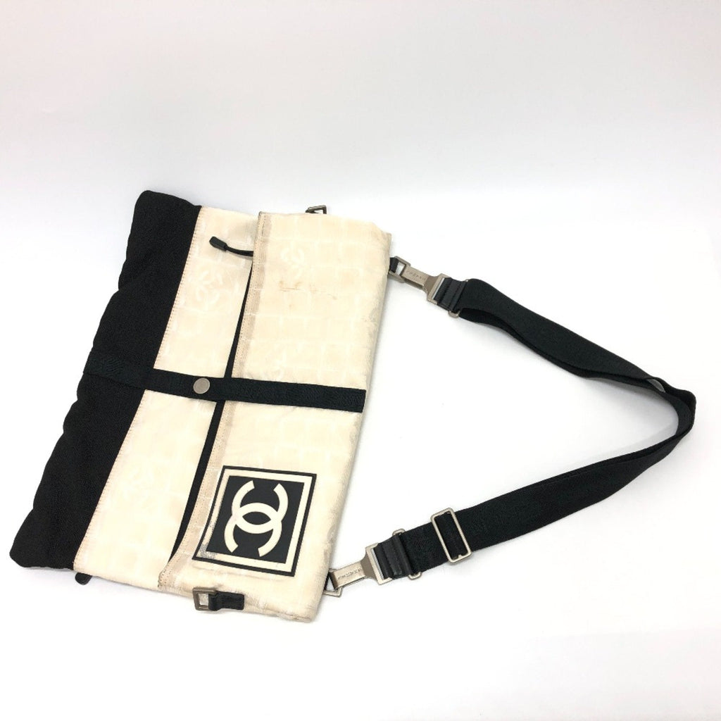 Chanel Classic Flap Bag BeigeBlack Shoulder Bag