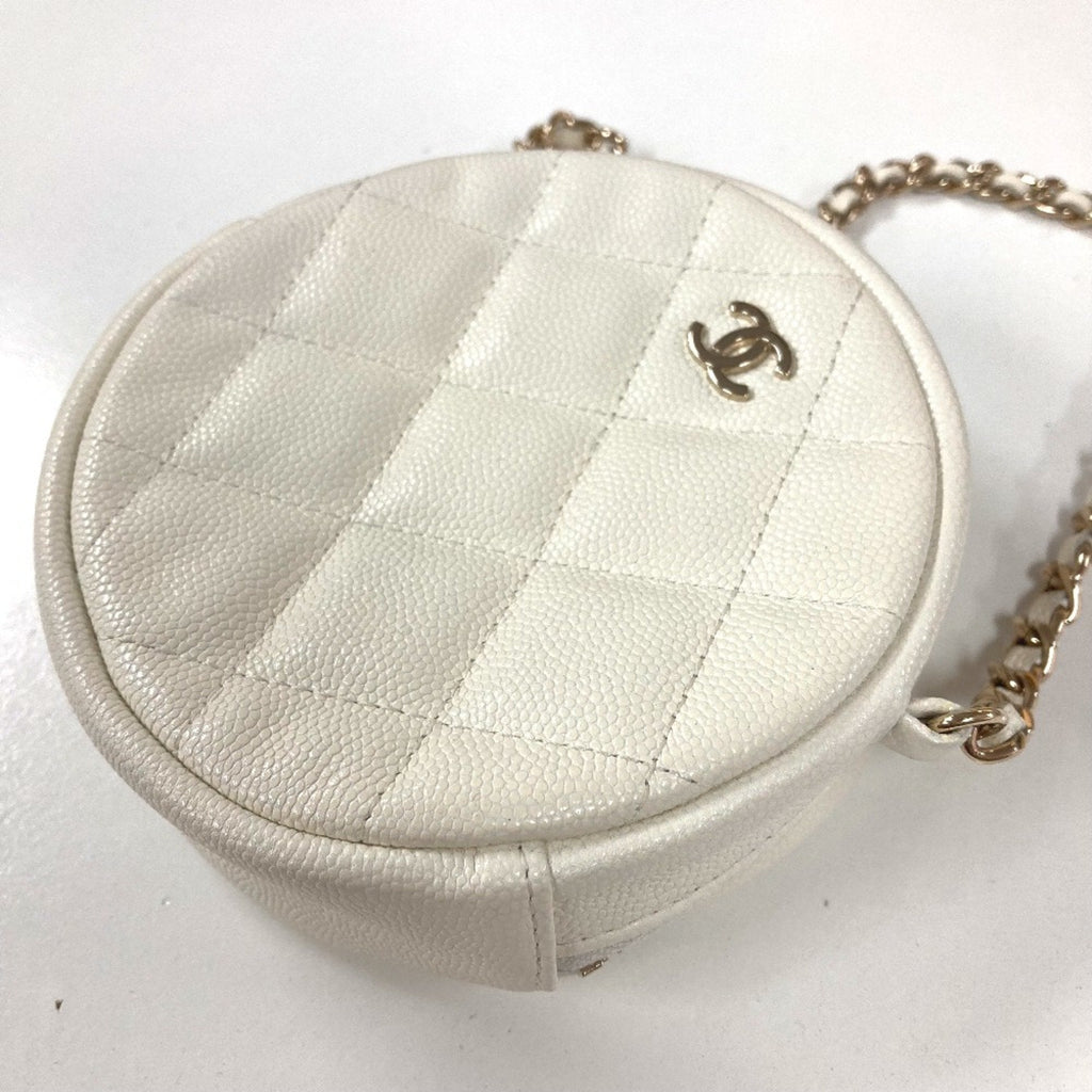 Chanel Round Chanel Bag A33814