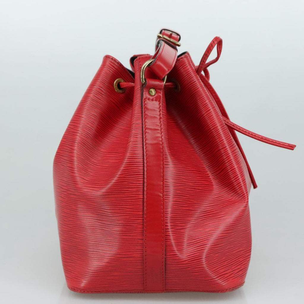 Classic Leather Shoulder Bag with Adjustable Strap
