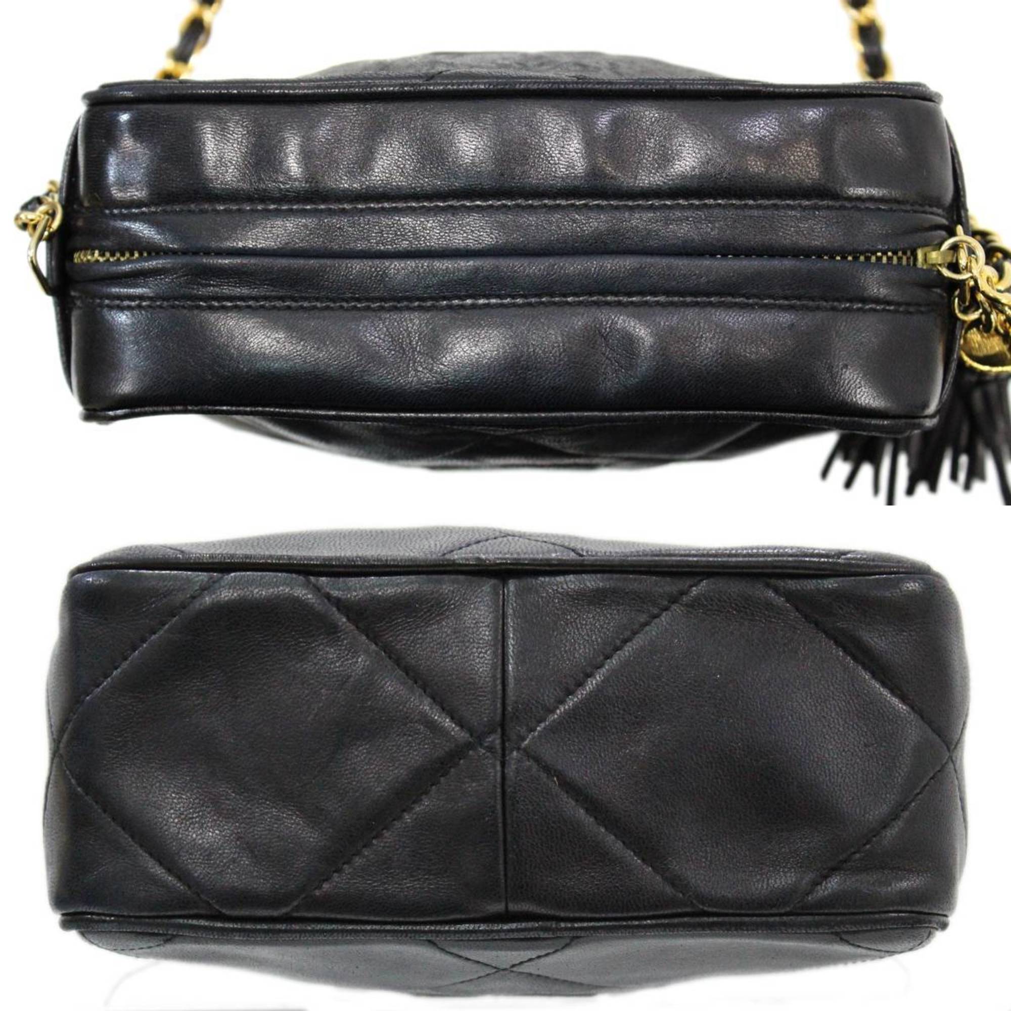 Chanel Vintage Quilted Shoulder Bag Classic Style