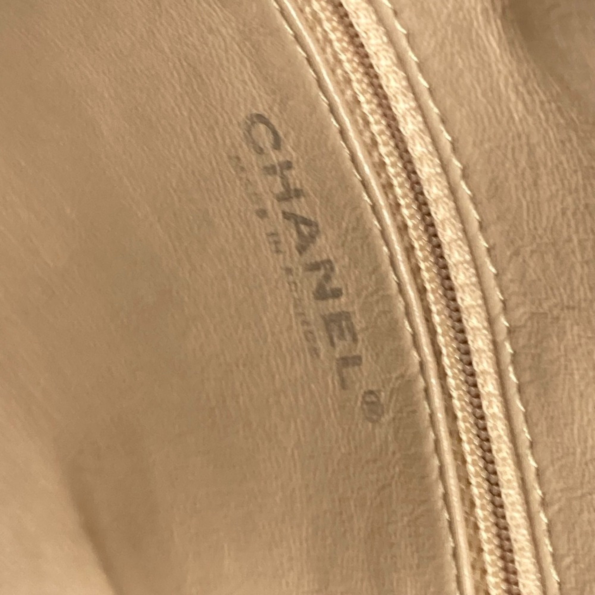 Chanel Calfskin Quilted Leather Shoulder Bag Chain Trim