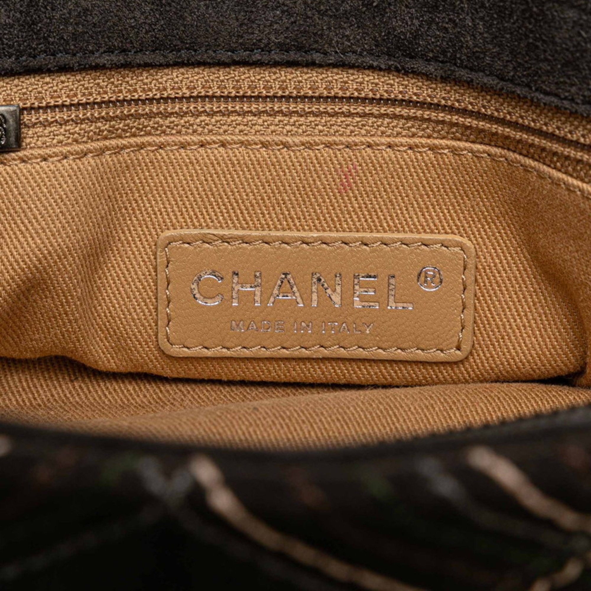 Chanel uede Chain houlder Bag Plaid