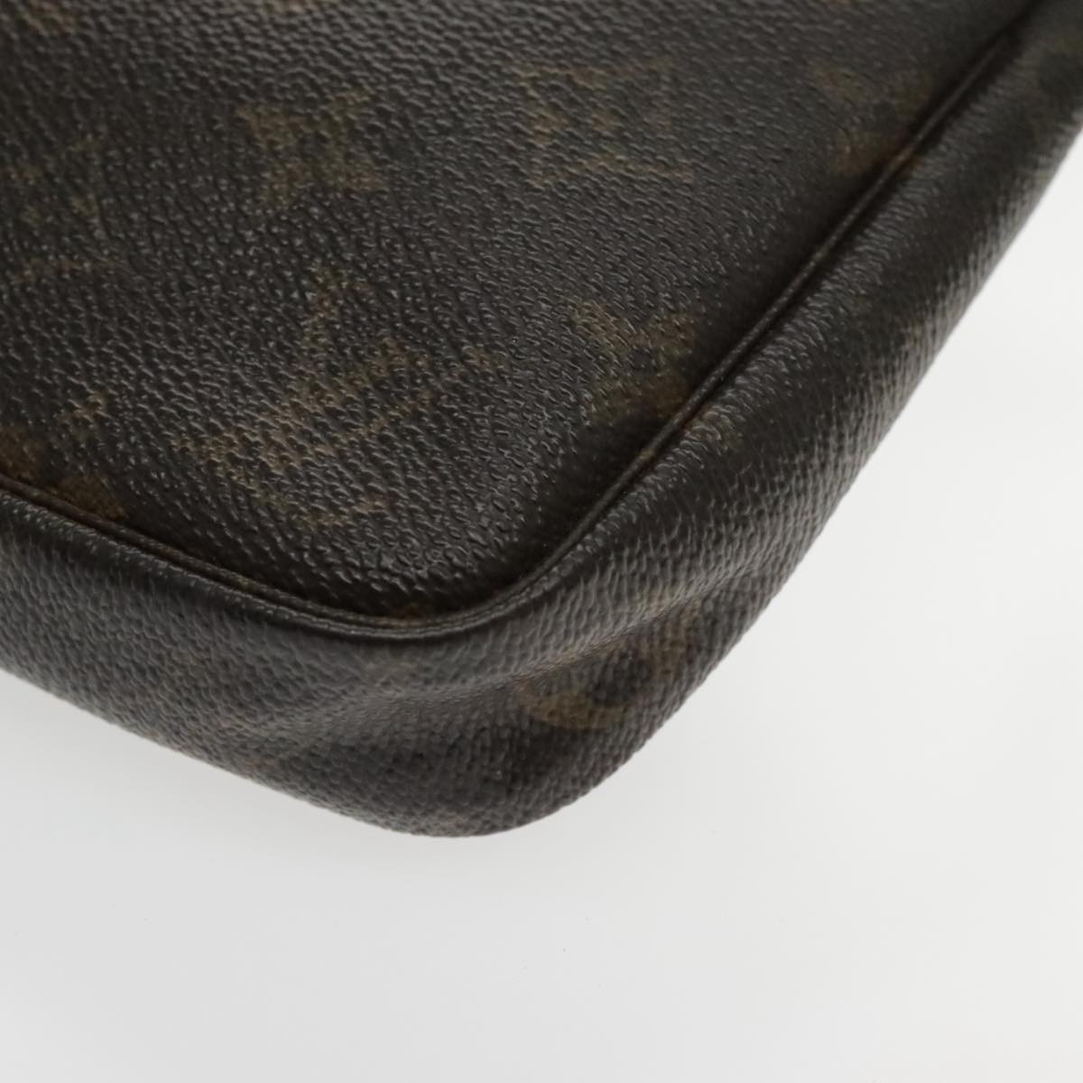 Pochette Monogram Clutch