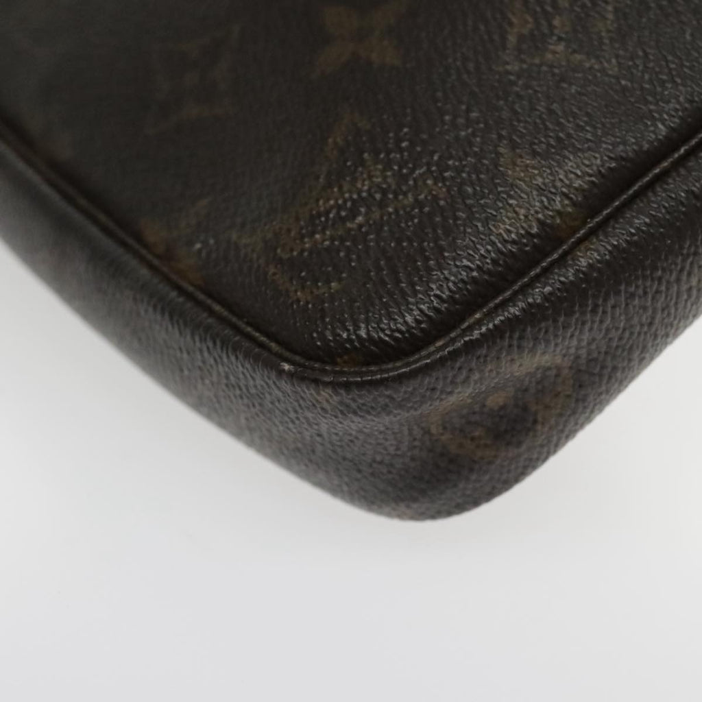 Pochette Monogram Clutch