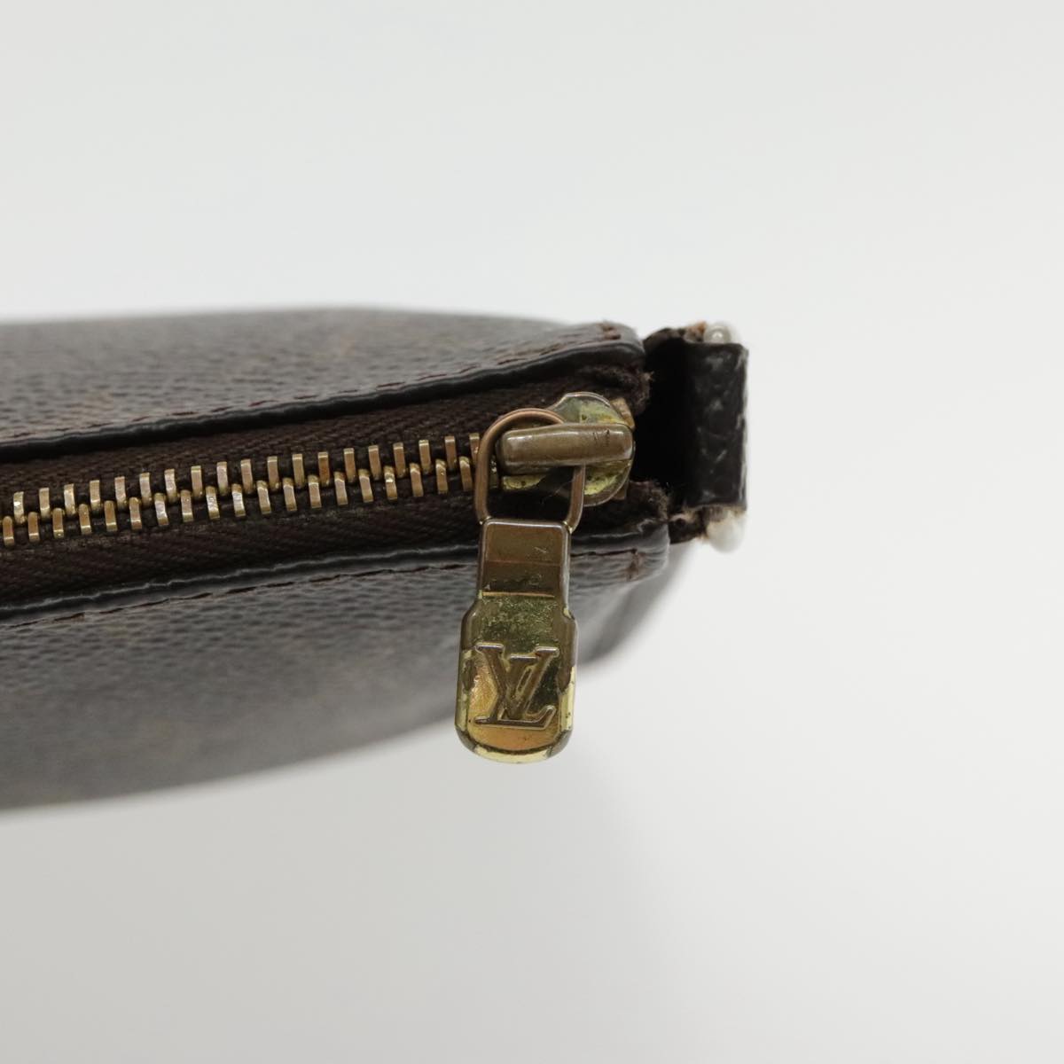 Pochette Monogram Clutch