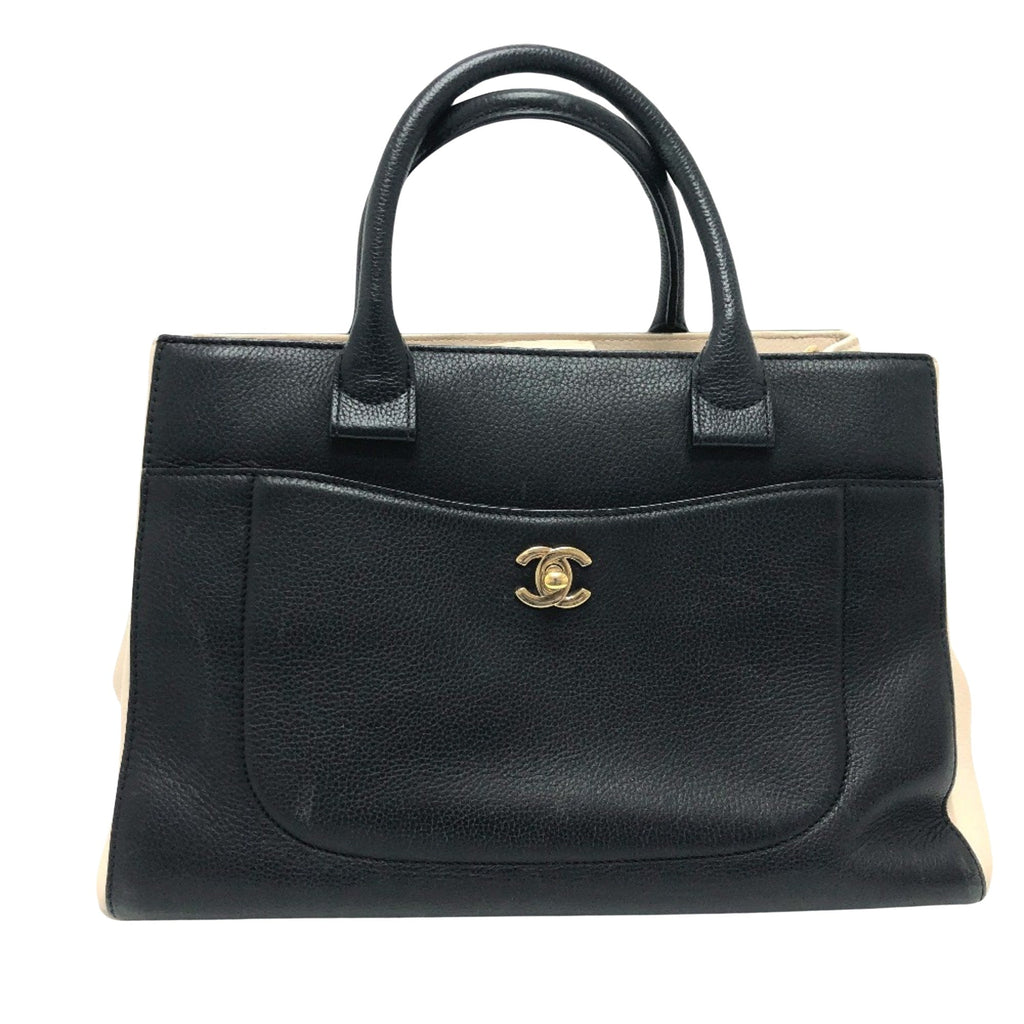 Chanel hopping Tote Bag Black  Beige