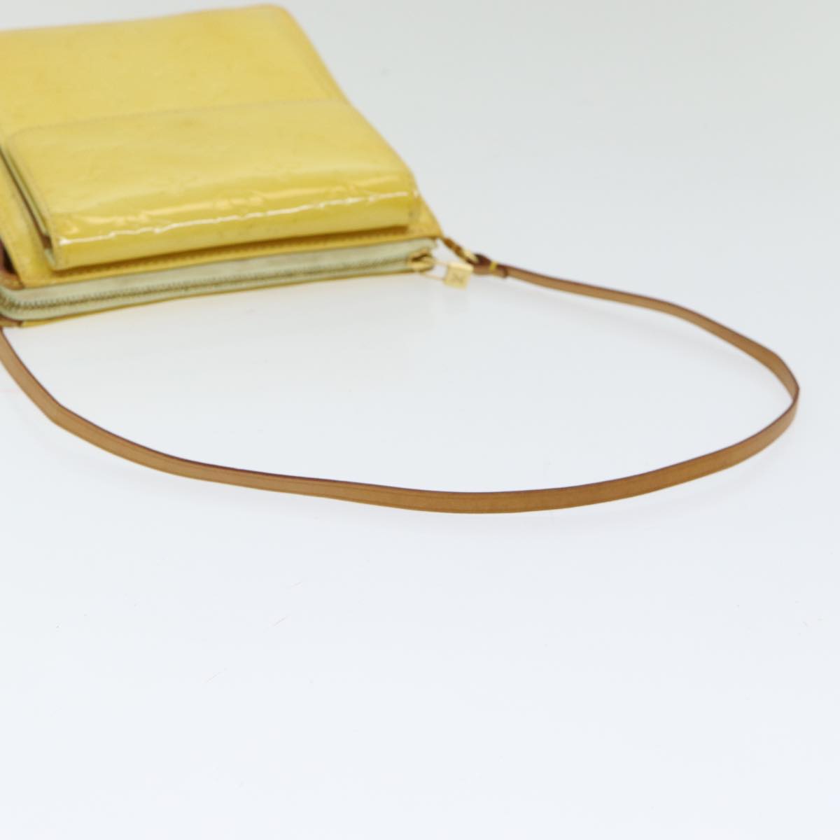 Pochette Monogram Vernis Clutch Yellow