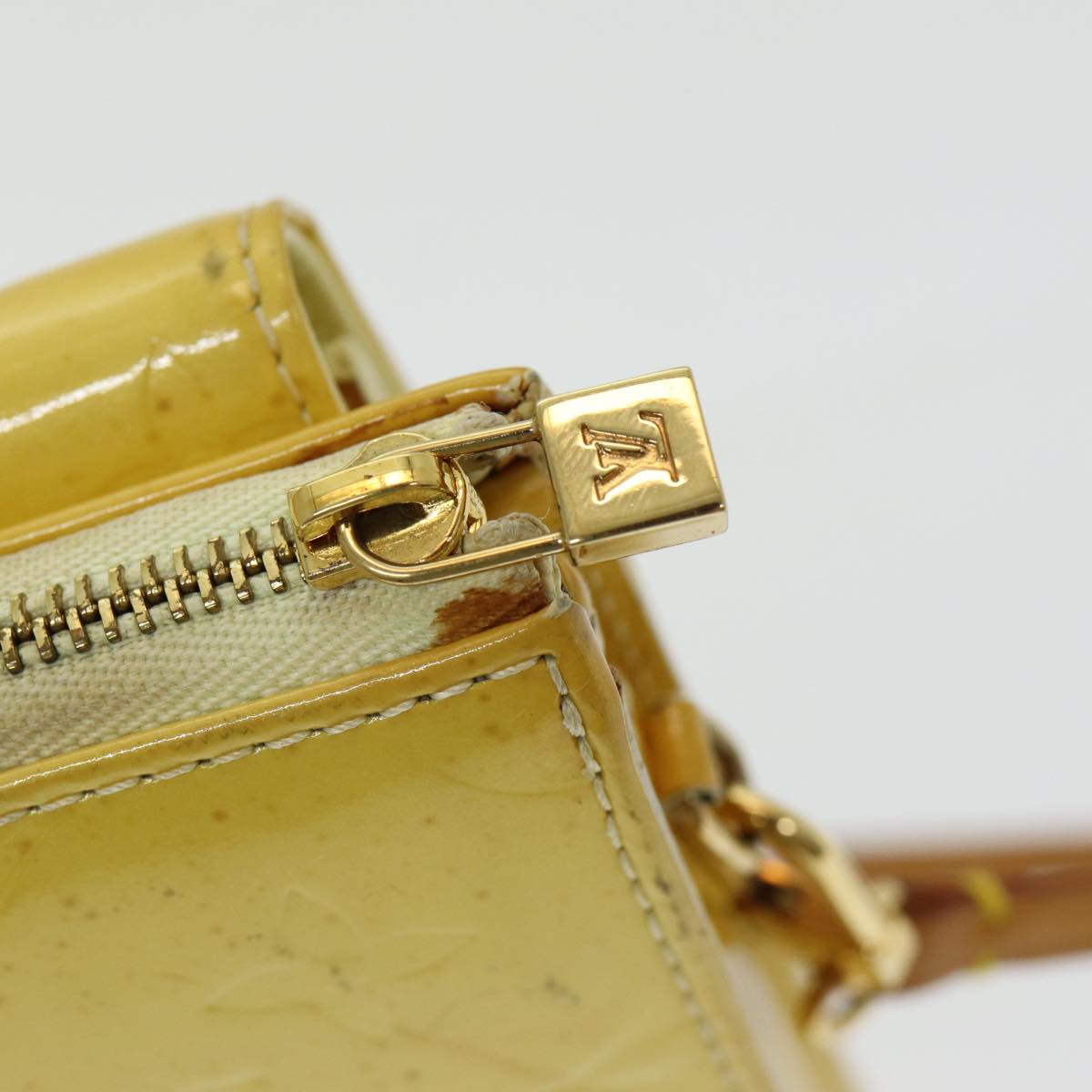 Pochette Monogram Vernis Clutch Yellow