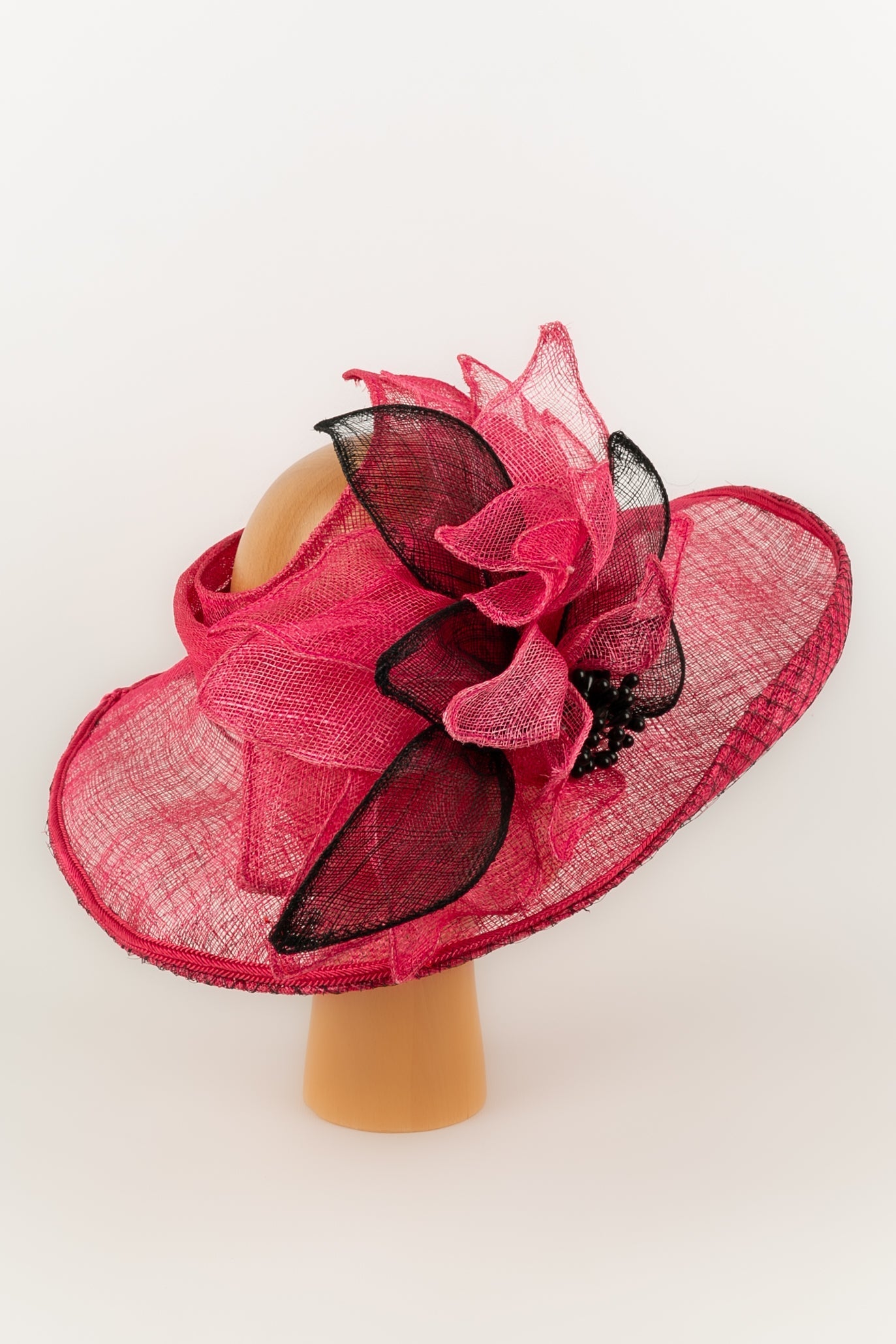 Chapeau rose TÃƒÆ’Ã‚Âªte ÃƒÆ’Ã‚Â  TÃƒÆ’Ã‚Âªte