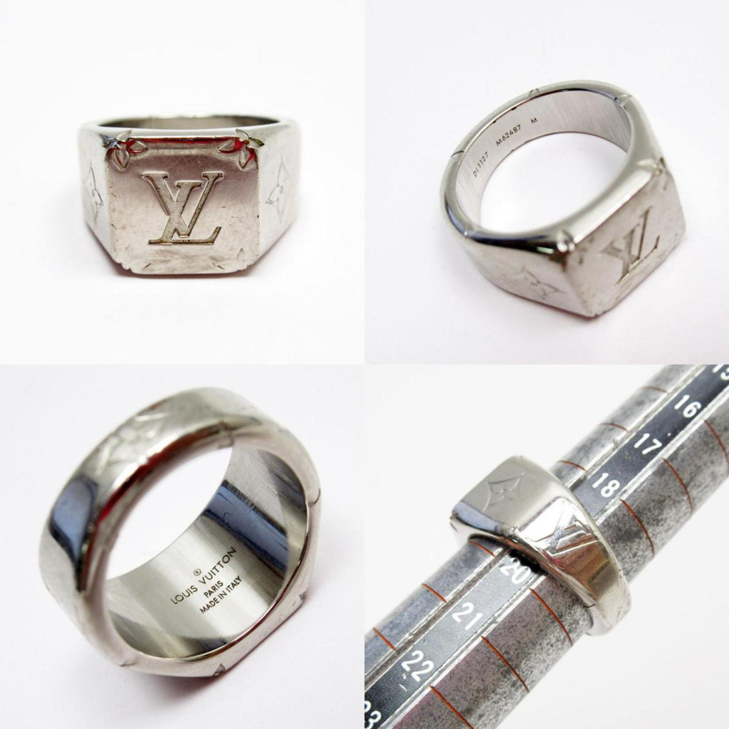 Signet Ring with Dust Bag and Metal Construction