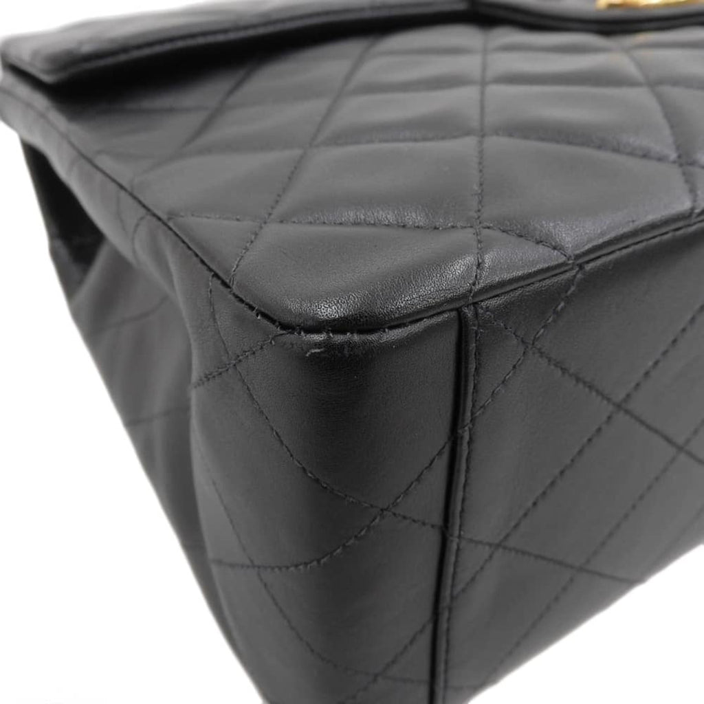 Chanel Classic Jumbo Chain Bag