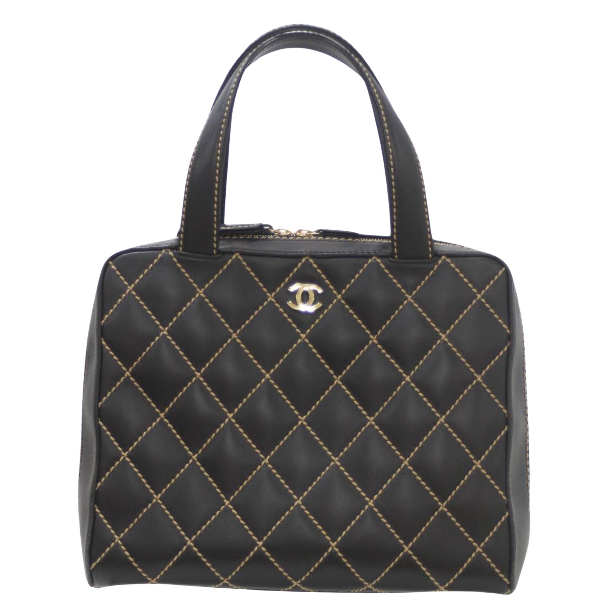 Chanel Diamond Quilted Handbag