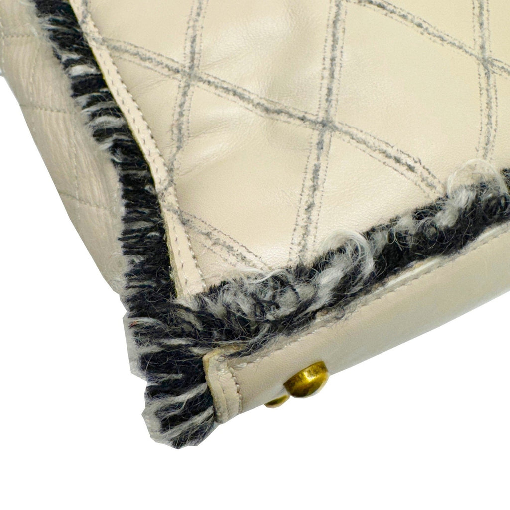 Chanel Quilted Tote Bag ModelTweed Trim Tote