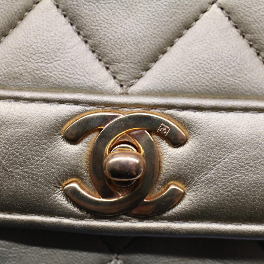 Chanel Vintage Quilted Shoulder Bag Gold