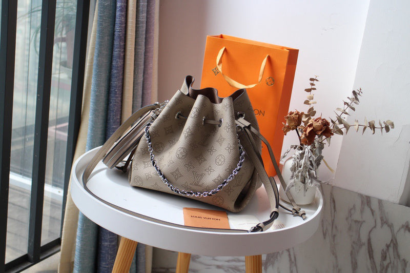 LOV2 Bags - Luxurious Bags  1709