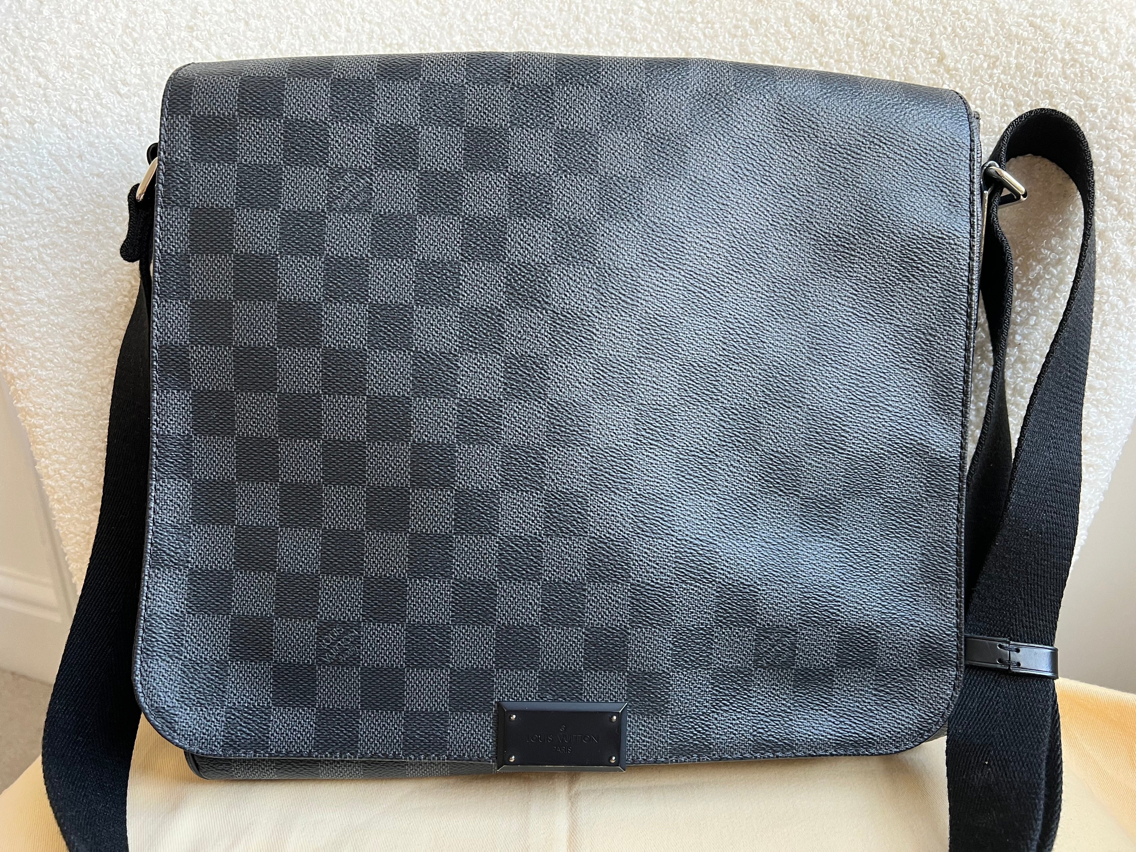 Louis Vuitton PM District Messenger Bag Damier Graphite